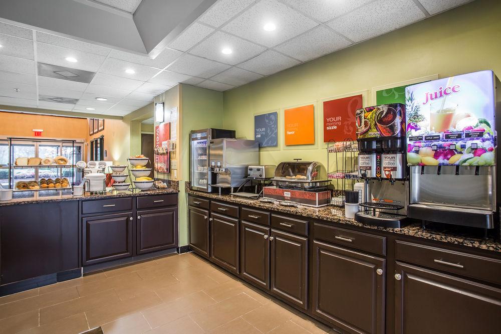 קורנליוס Comfort Inn & Suites Lake Norman מראה חיצוני תמונה