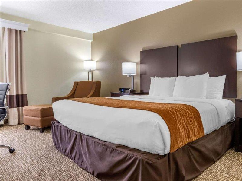 קורנליוס Comfort Inn & Suites Lake Norman מראה חיצוני תמונה