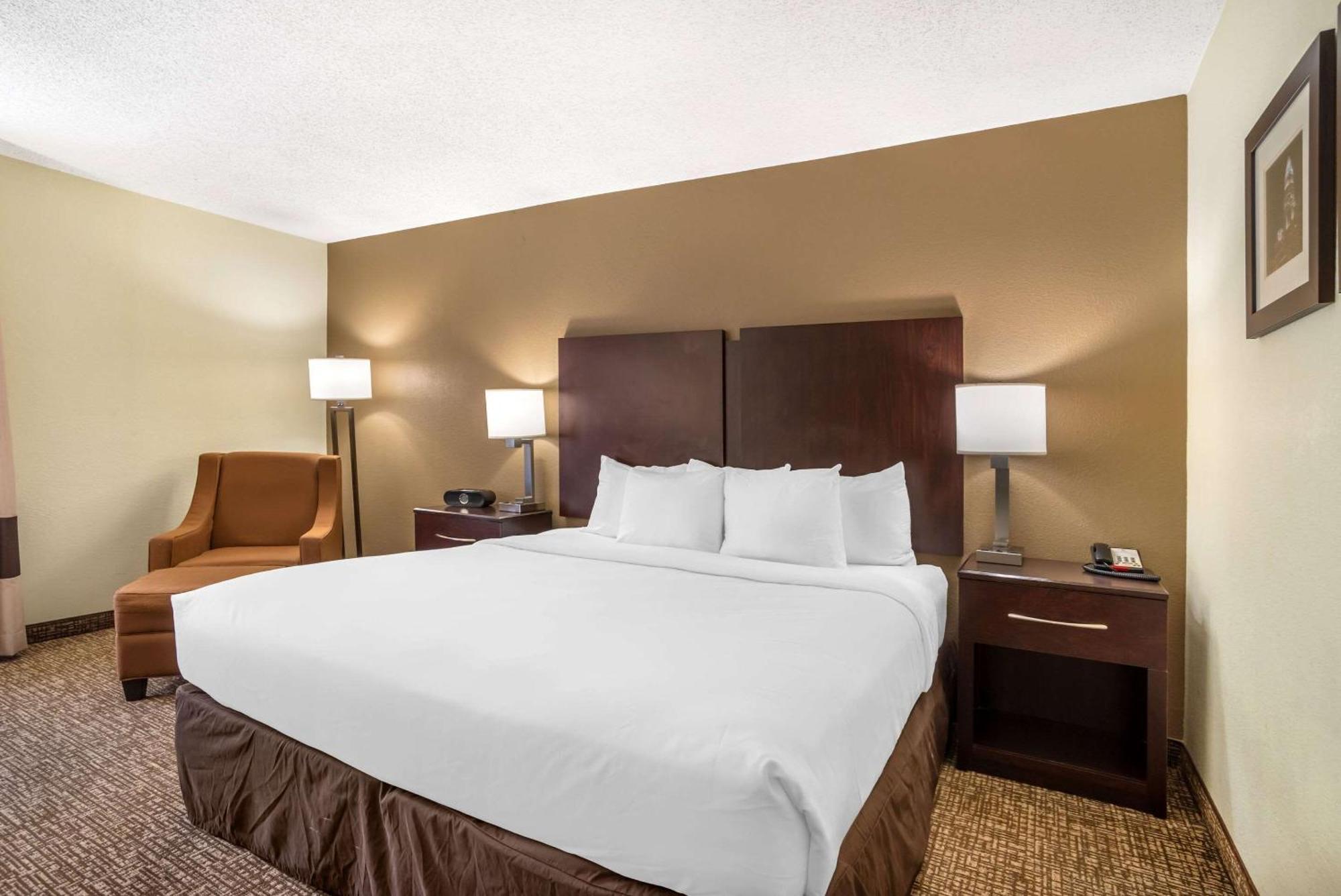 קורנליוס Comfort Inn & Suites Lake Norman מראה חיצוני תמונה