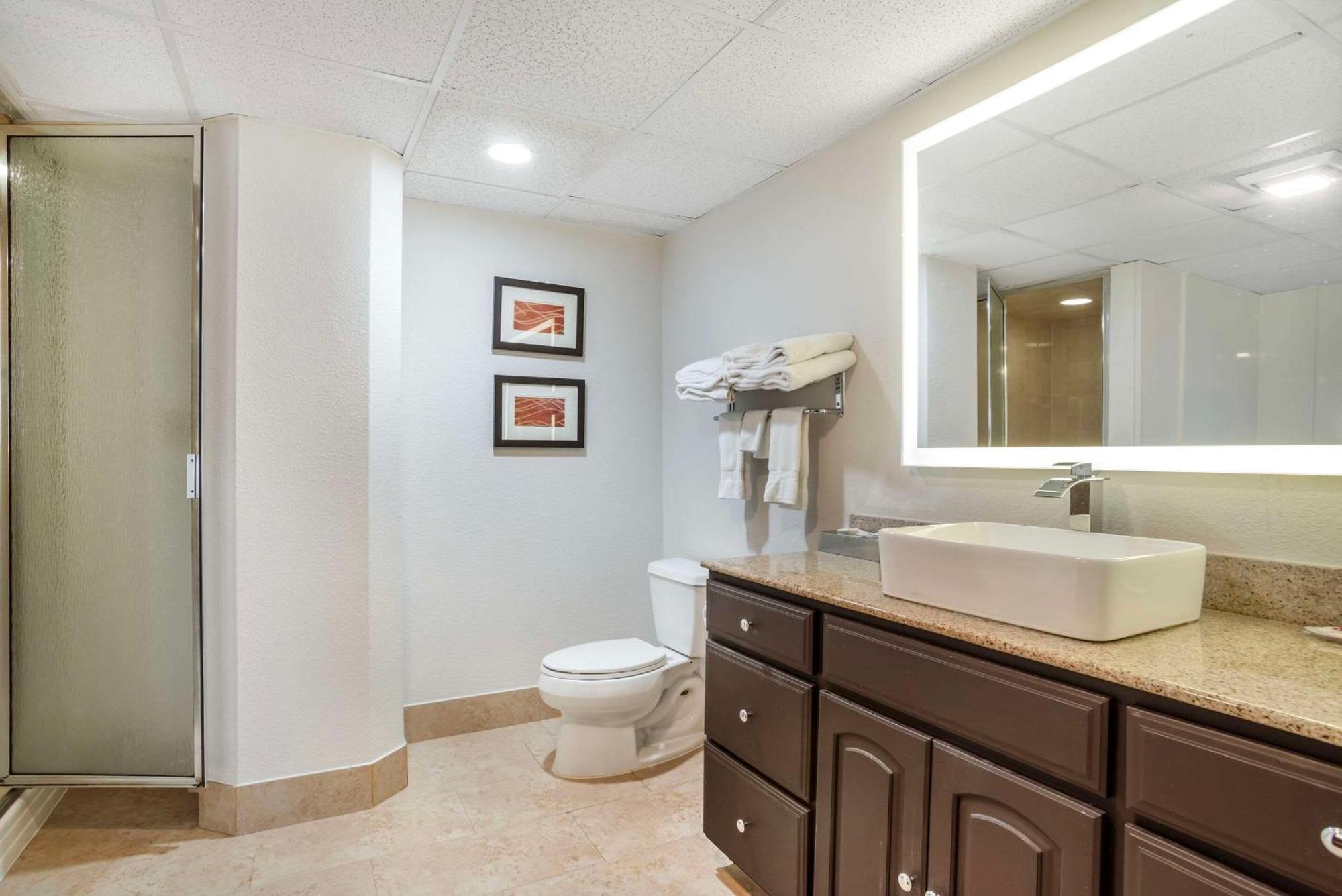 קורנליוס Comfort Inn & Suites Lake Norman מראה חיצוני תמונה