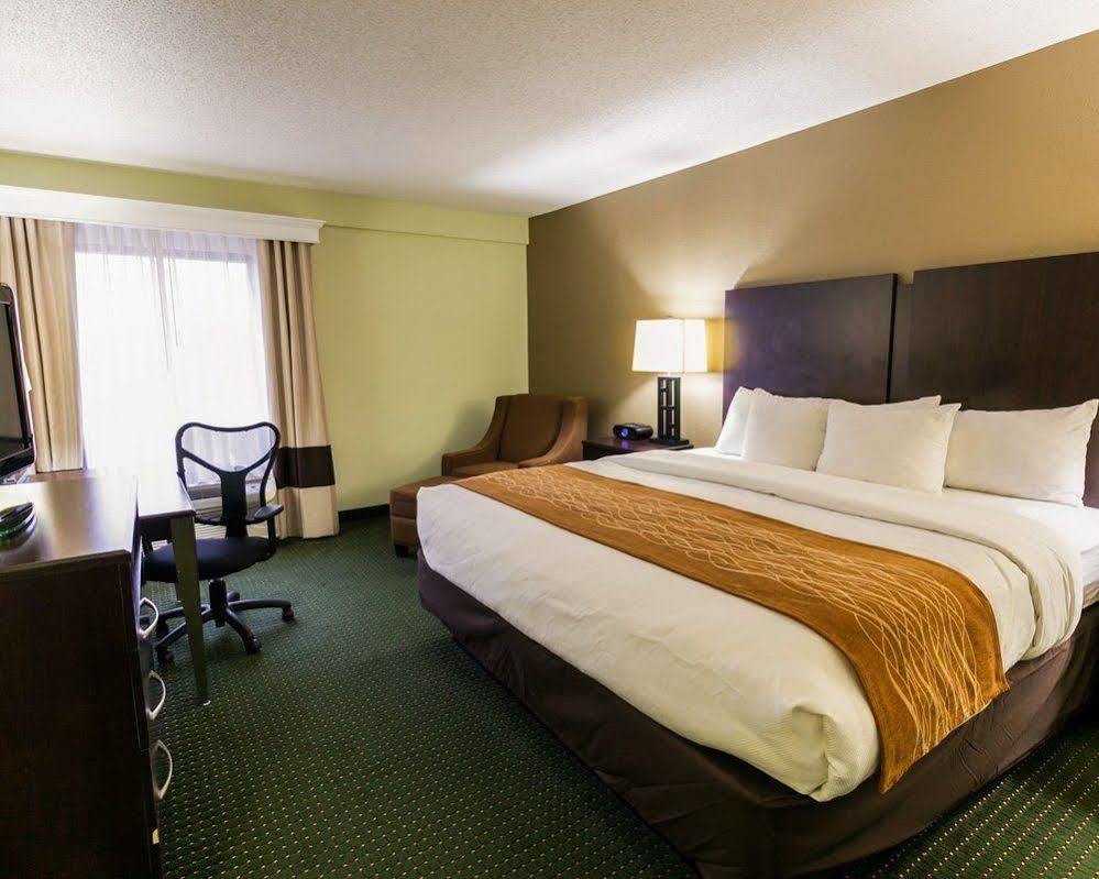 קורנליוס Comfort Inn & Suites Lake Norman מראה חיצוני תמונה