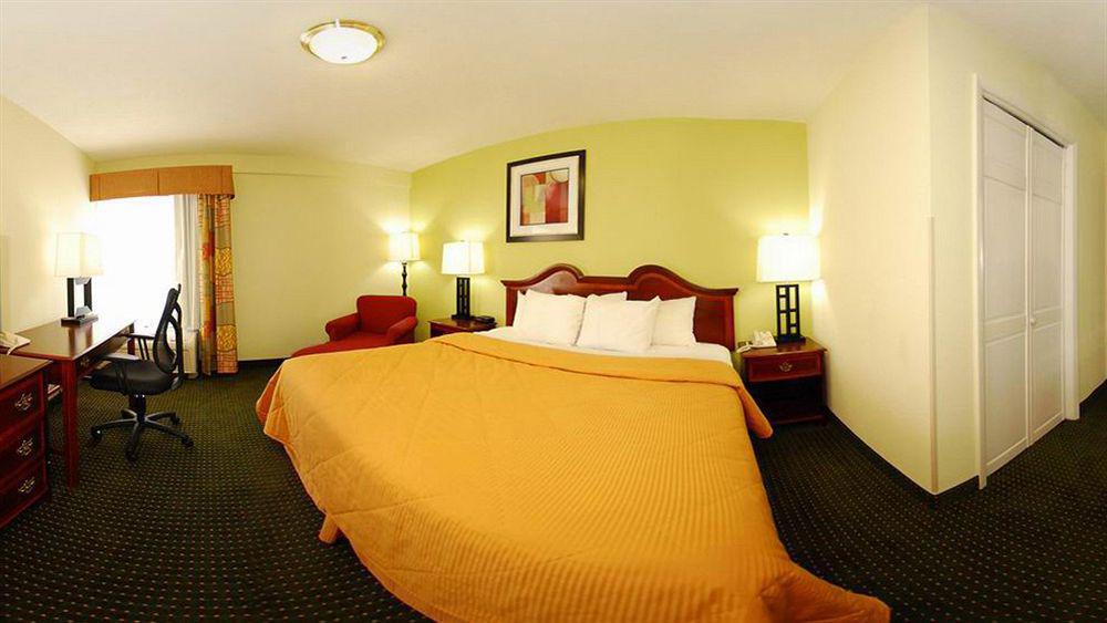 קורנליוס Comfort Inn & Suites Lake Norman מראה חיצוני תמונה